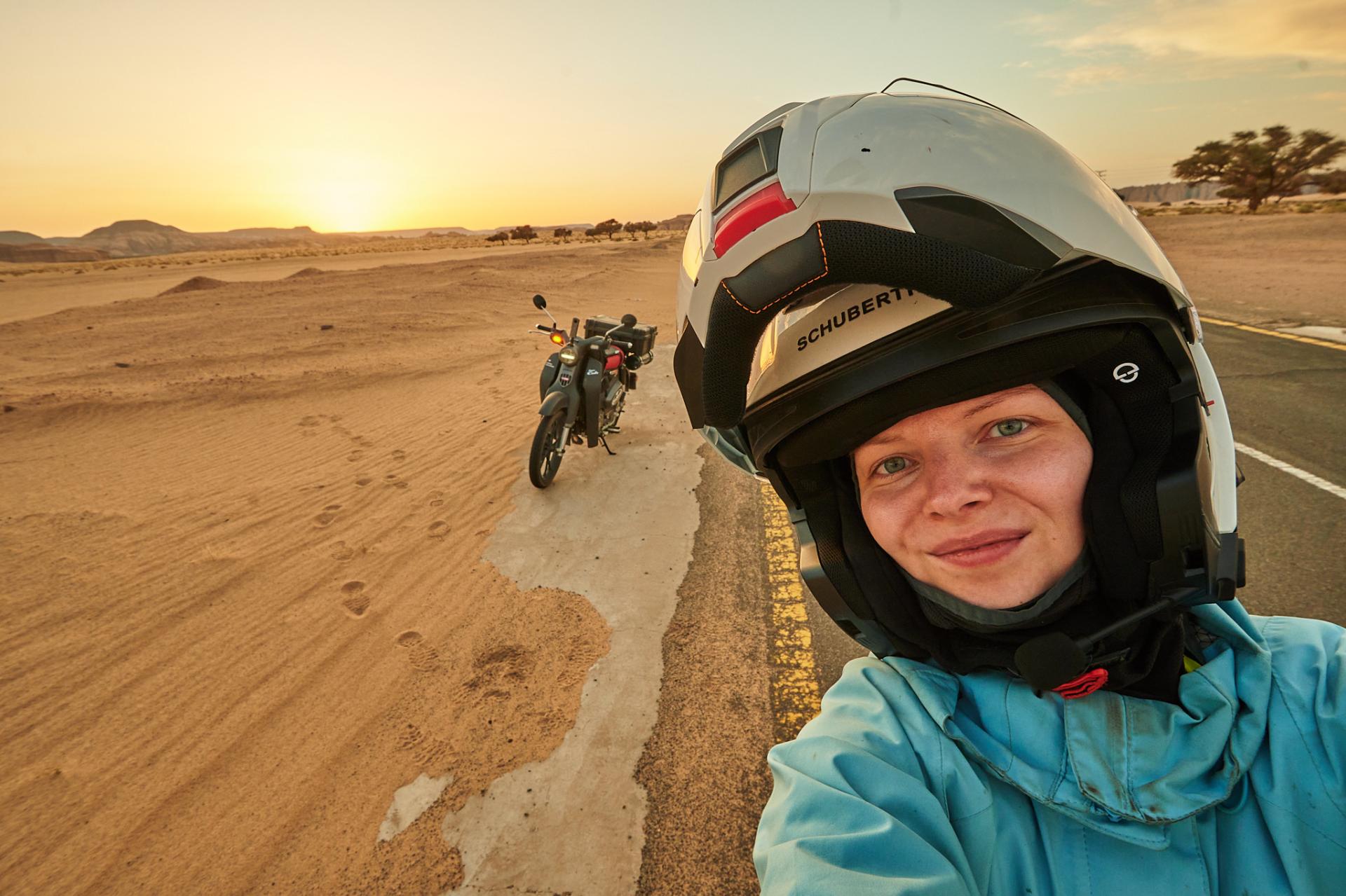 Přednáška: DOMINIKA NA CESTĚ – SAMA V SAÚDSKÉ ARÁBII